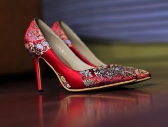 Jak usunąć pleśń z butów skórzanych