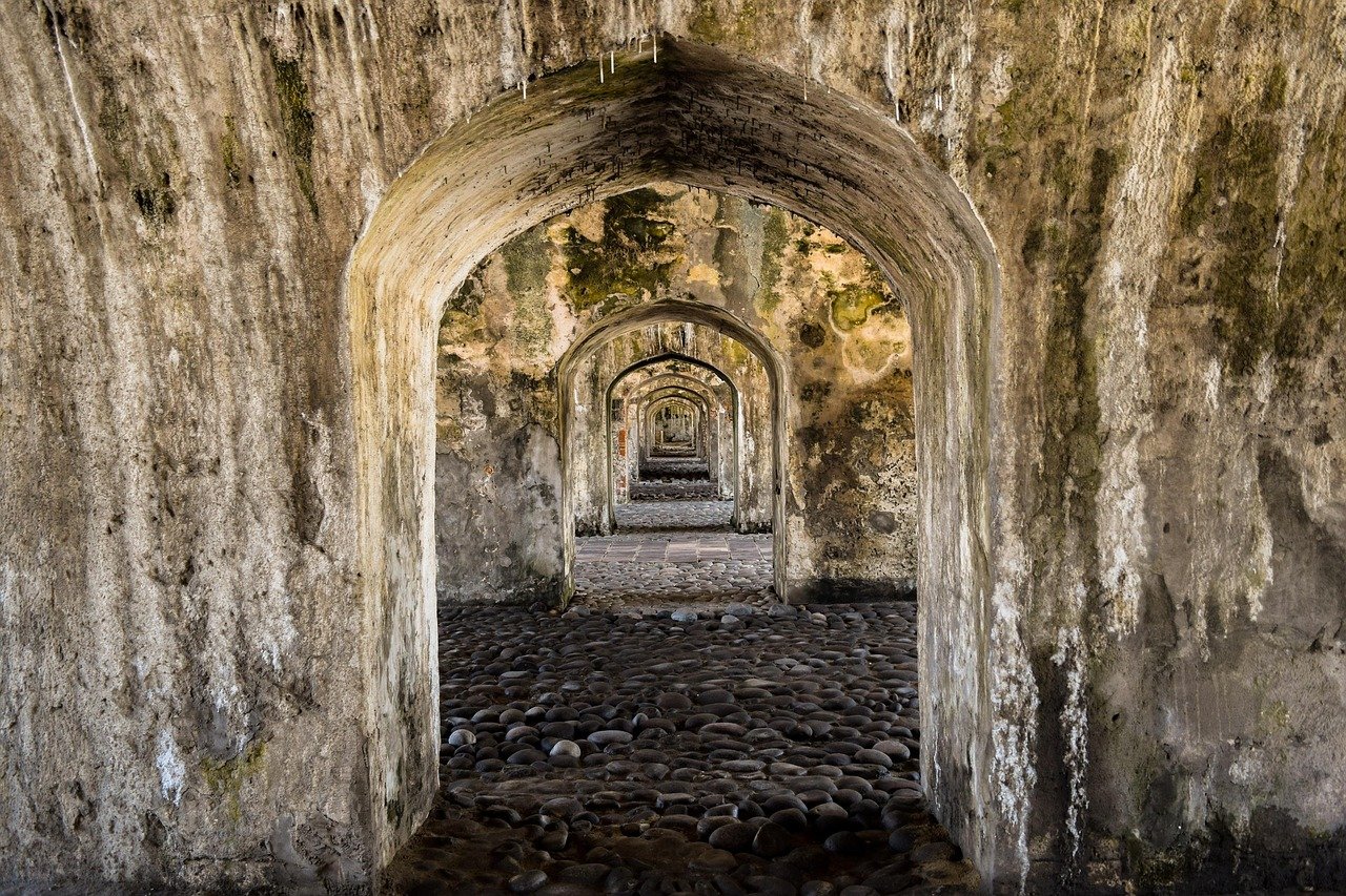 Jak usunąć pleśń z fug