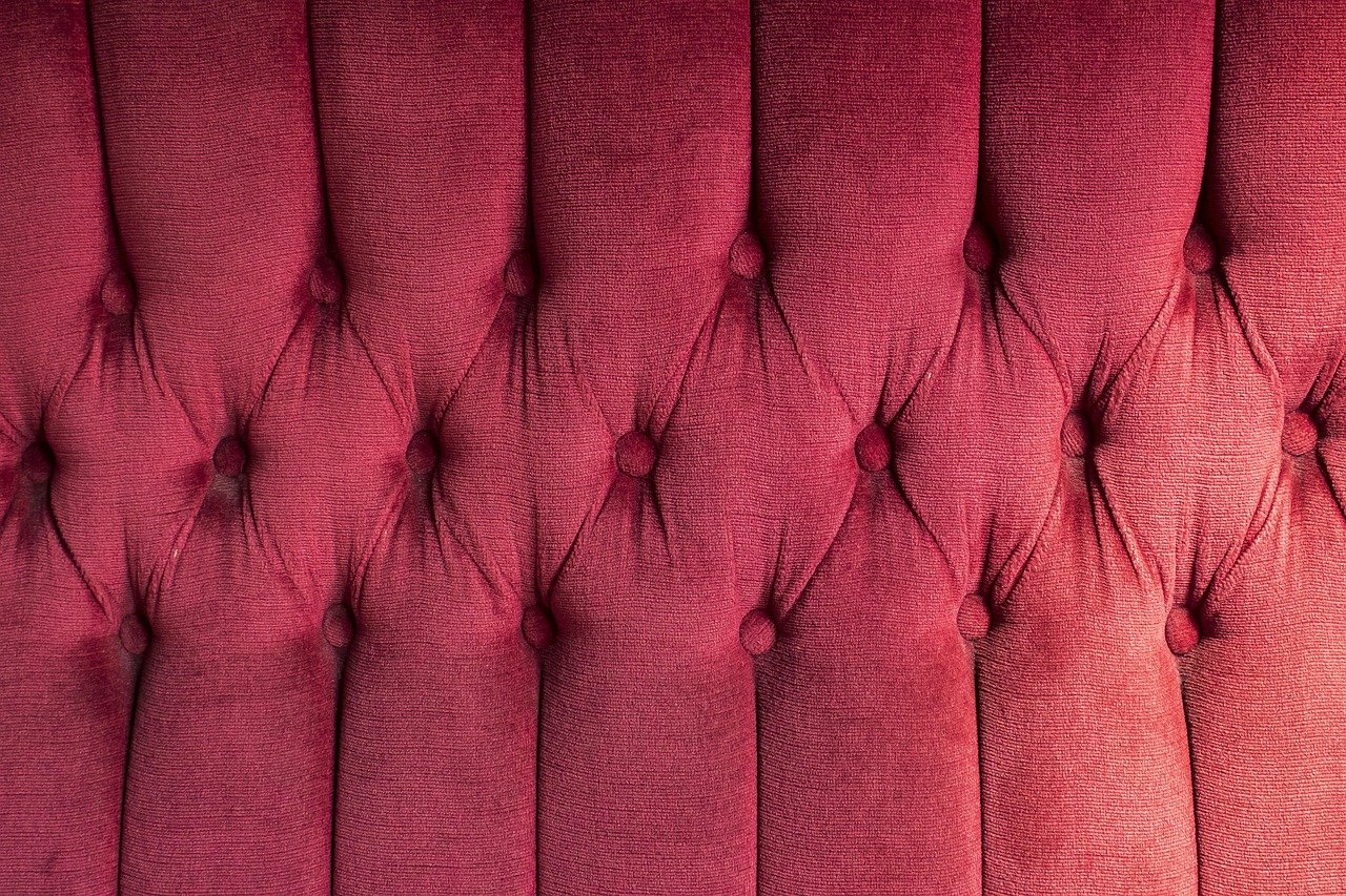 Jak usunąć pleśń z tapicerki samochodowej