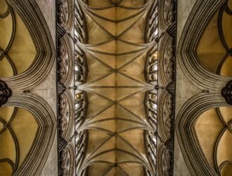 Pleśń na suficie jak usunąć